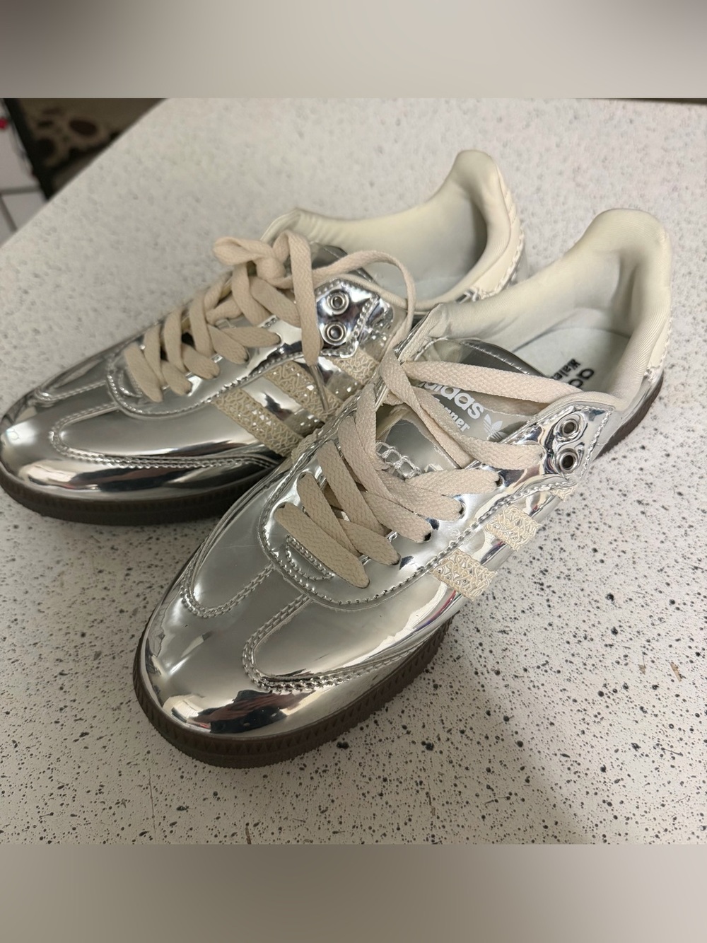 adidas Wales Bonner Men’s Silver Low Top Lace-Up Athletic Sneakers size 7